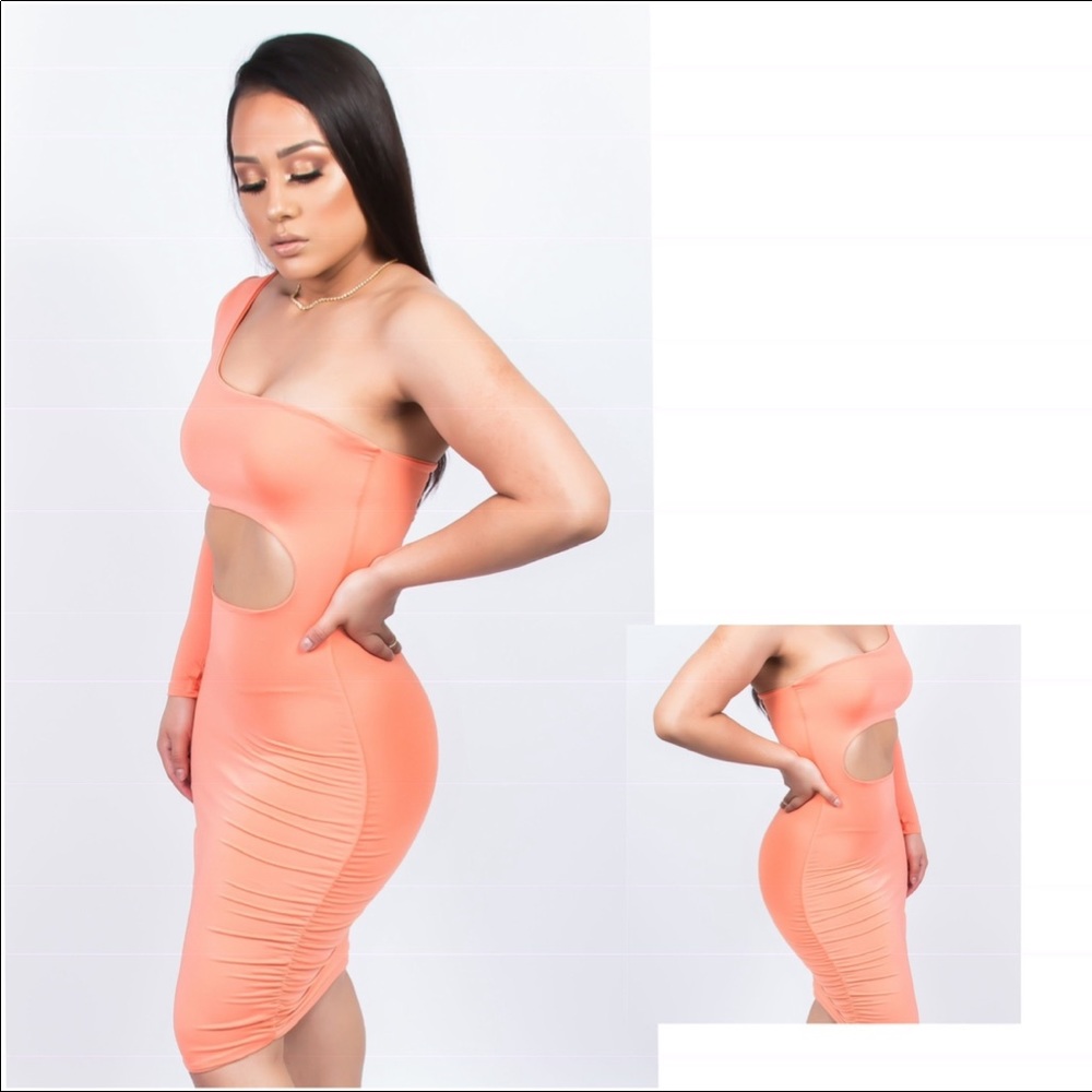 On sleeve dress